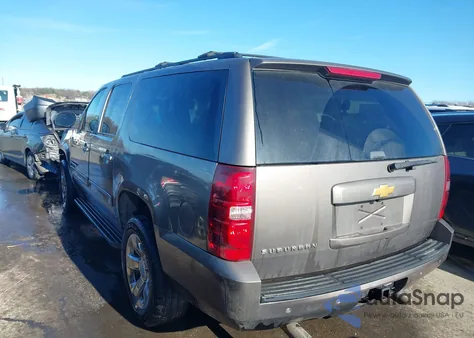 2013 Chevrolet Suburban 1500 Ls from USA, damaged, VIN 1GNSCHE06DR137086